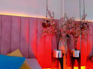 LilyRoxi's Live Sex Cam Show