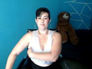 Live cam show with Sunny-Rayz