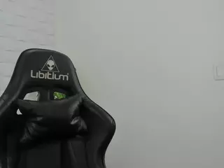 alexia-7's Live Sex Cam Show