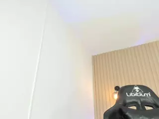 alexia-7's Live Sex Cam Show