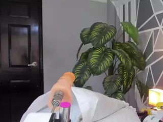 charolbruce's Live Sex Cam Show