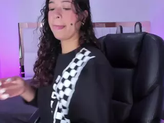 Layla's Live Sex Cam Show