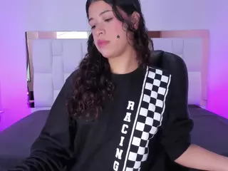 Layla's Live Sex Cam Show