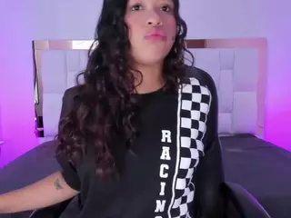 Layla's Live Sex Cam Show