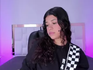 Layla's Live Sex Cam Show