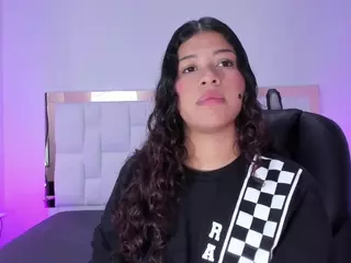 Layla's Live Sex Cam Show