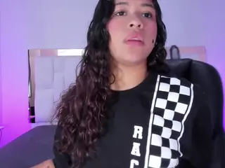 Layla's Live Sex Cam Show