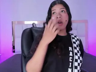 Layla's Live Sex Cam Show