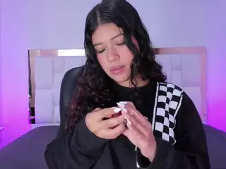 Layla's Live Sex Cam Show