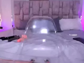 Layla's Live Sex Cam Show