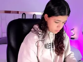 Layla's Live Sex Cam Show