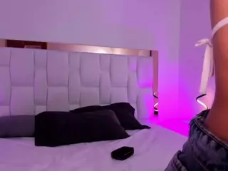 Layla's Live Sex Cam Show
