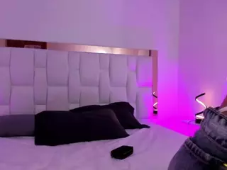 Layla's Live Sex Cam Show