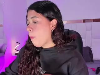 Layla's Live Sex Cam Show