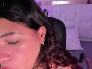 Layla's Live Sex Cam Show