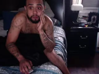poundtown general's Live Sex Cam Show