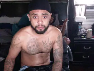 poundtown general's Live Sex Cam Show