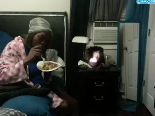 poundtown general's Live Sex Cam Show