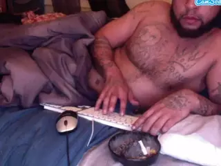 poundtown general's Live Sex Cam Show