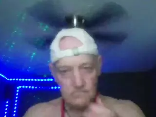 camcouple4u's Live Sex Cam Show