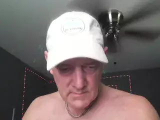 camcouple4u's Live Sex Cam Show