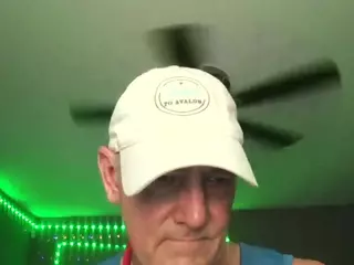 camcouple4u's Live Sex Cam Show
