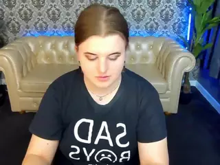 KristiMoons's Live Sex Cam Show