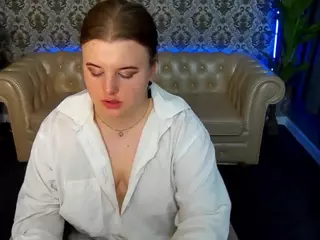KristiMoons's Live Sex Cam Show