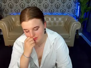 KristiMoons's Live Sex Cam Show