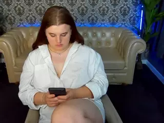 KristiMoons's Live Sex Cam Show