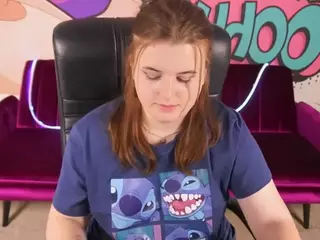 KristiMoons's Live Sex Cam Show