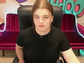 KristiMoons's Live Sex Cam Show
