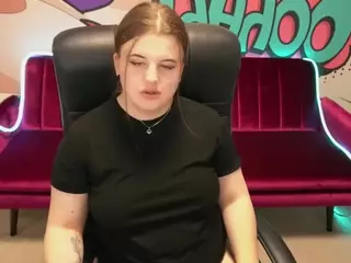 KristiMoons's Live Sex Cam Show