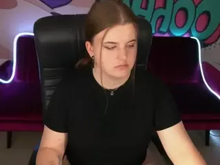 KristiMoons's Live Sex Cam Show