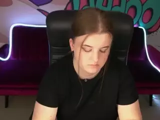 KristiMoons's Live Sex Cam Show