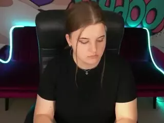 KristiMoons's Live Sex Cam Show