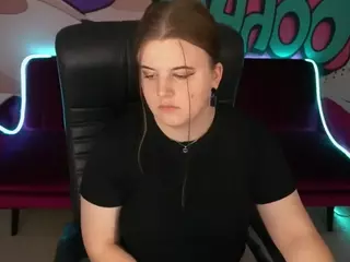 KristiMoons's Live Sex Cam Show