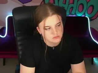 KristiMoons's Live Sex Cam Show