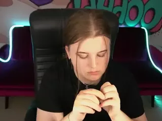 KristiMoons's Live Sex Cam Show