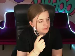 KristiMoons's Live Sex Cam Show