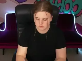 KristiMoons's Live Sex Cam Show