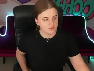 KristiMoons's Live Sex Cam Show