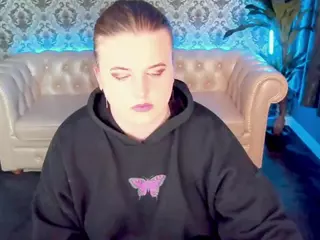 KristiMoons's Live Sex Cam Show