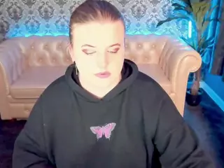 KristiMoons's Live Sex Cam Show