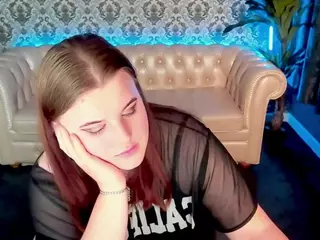 KristiMoons's Live Sex Cam Show