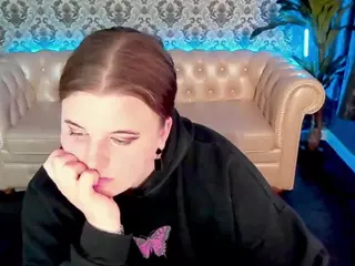 KristiMoons's Live Sex Cam Show