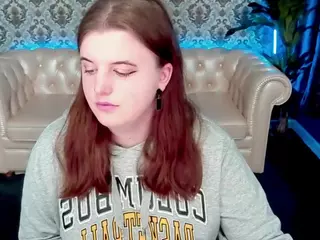 KristiMoons's Live Sex Cam Show