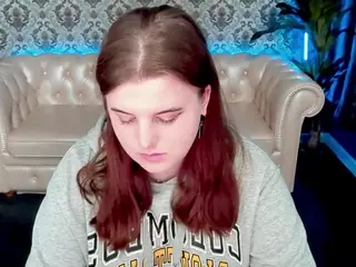 KristiMoons's Live Sex Cam Show