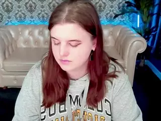 KristiMoons's Live Sex Cam Show