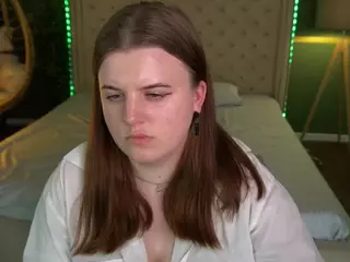 KristiMoons's Live Sex Cam Show